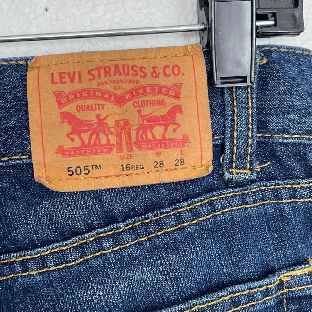 ⭐️LEVI’S 505 Straight Jeans - Picture 3 of 6